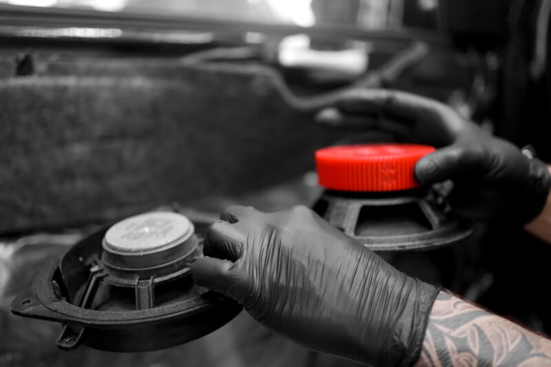 Посадочная часть штатного динамика и динамика «АК»